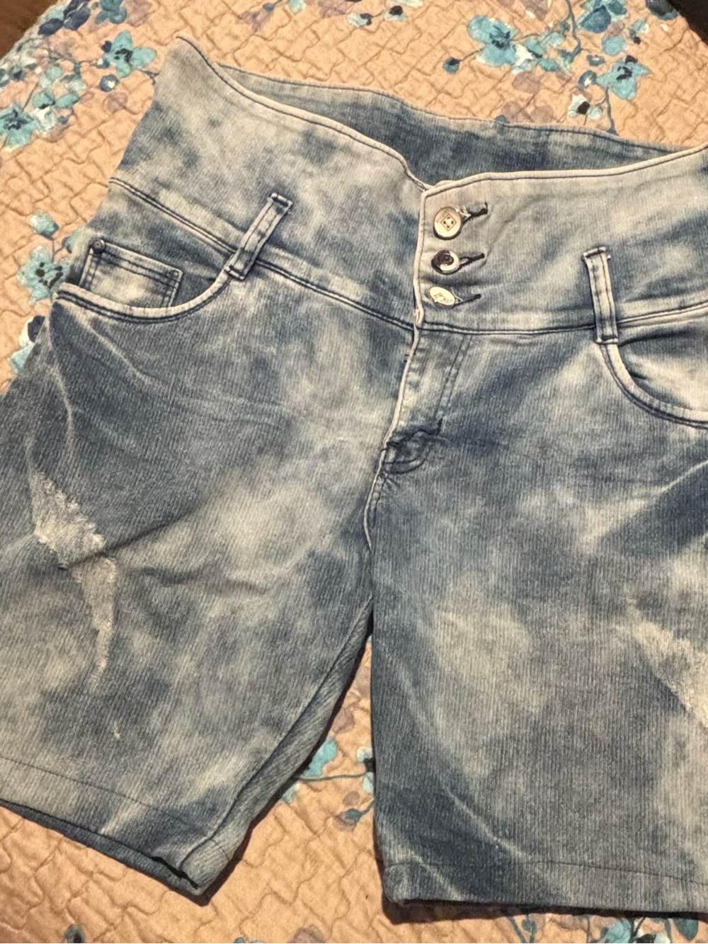 Fashion Nova Washed Light Blue High Waist Denim Shorts